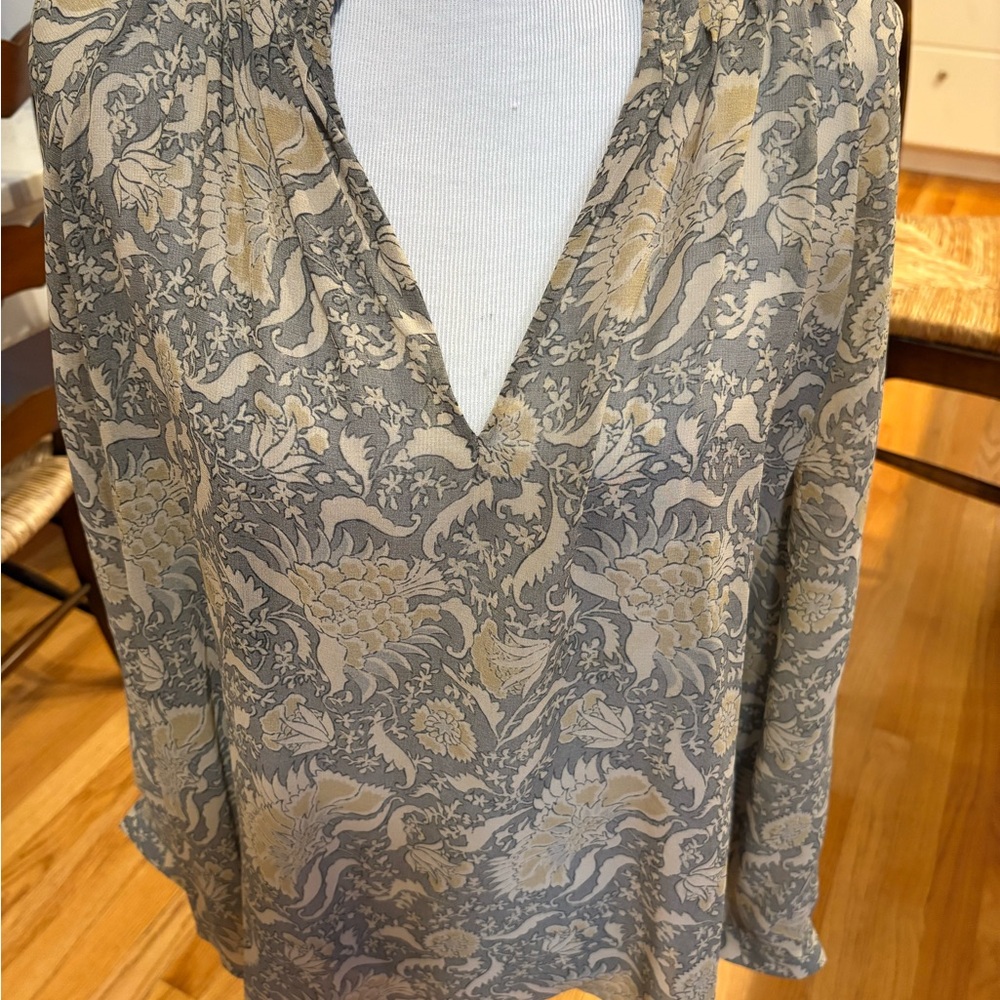 Vince Beige and Gray Patterned Top
